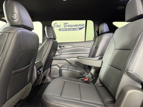 New 2025 Chevrolet Traverse LT w/ Driver Confidence Package image 14