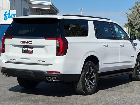 New 2026 GMC Yukon XL AT4 AWD/4WD image 4