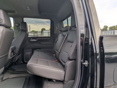 New 2025 GMC Sierra 2500 Denali w/ Denali Reserve Package image 9