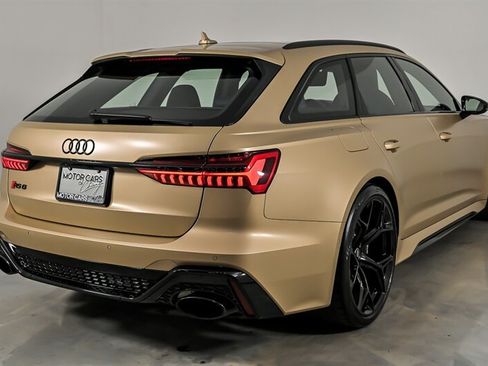 Used 2024 Audi RS 6 performance AWD/4WD image 10