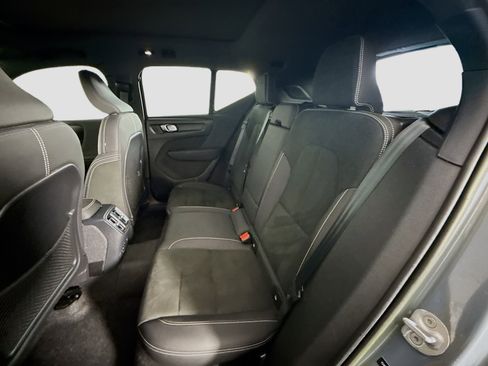 Used 2023 Volvo XC40 Recharge Ultimate w/ Protection Package Premier image 24