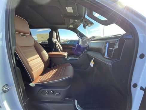 New 2026 GMC Sierra 3500 Denali Ultimate image 25