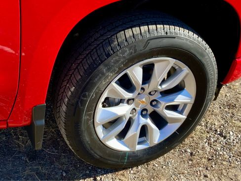 New 2026 Chevrolet Silverado 1500 Custom w/ LPO, Dark Essentials Package image 21