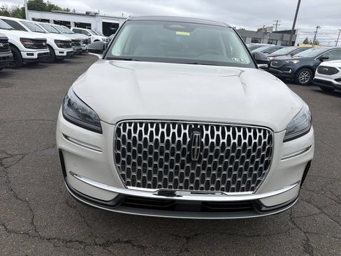Certified 2023 Lincoln Corsair AWD w/ Equipment Group 101A image 8