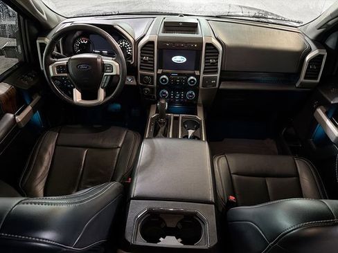 Used 2019 Ford F150 Lariat w/ Equipment Group 502A Luxury image 10