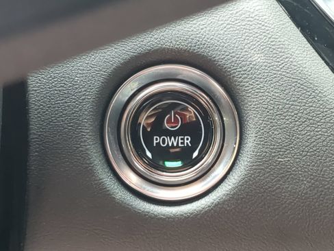 Certified 2024 Cadillac Lyriq Tech AWD/4WD image 16