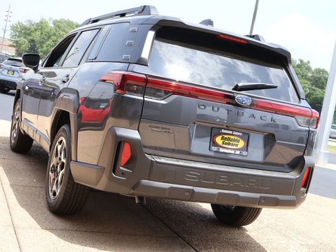 New 2026 Subaru Outback Touring AWD/4WD image 4
