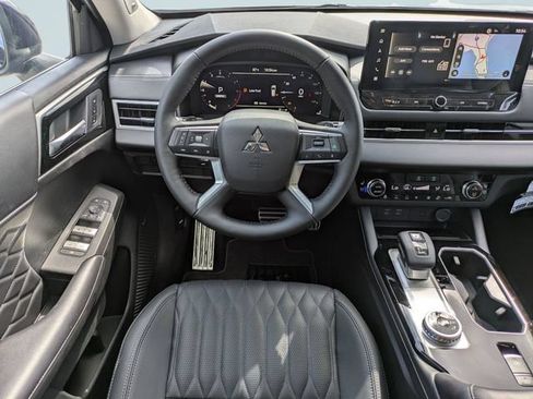 New 2026 Mitsubishi Outlander SEL FWD image 18