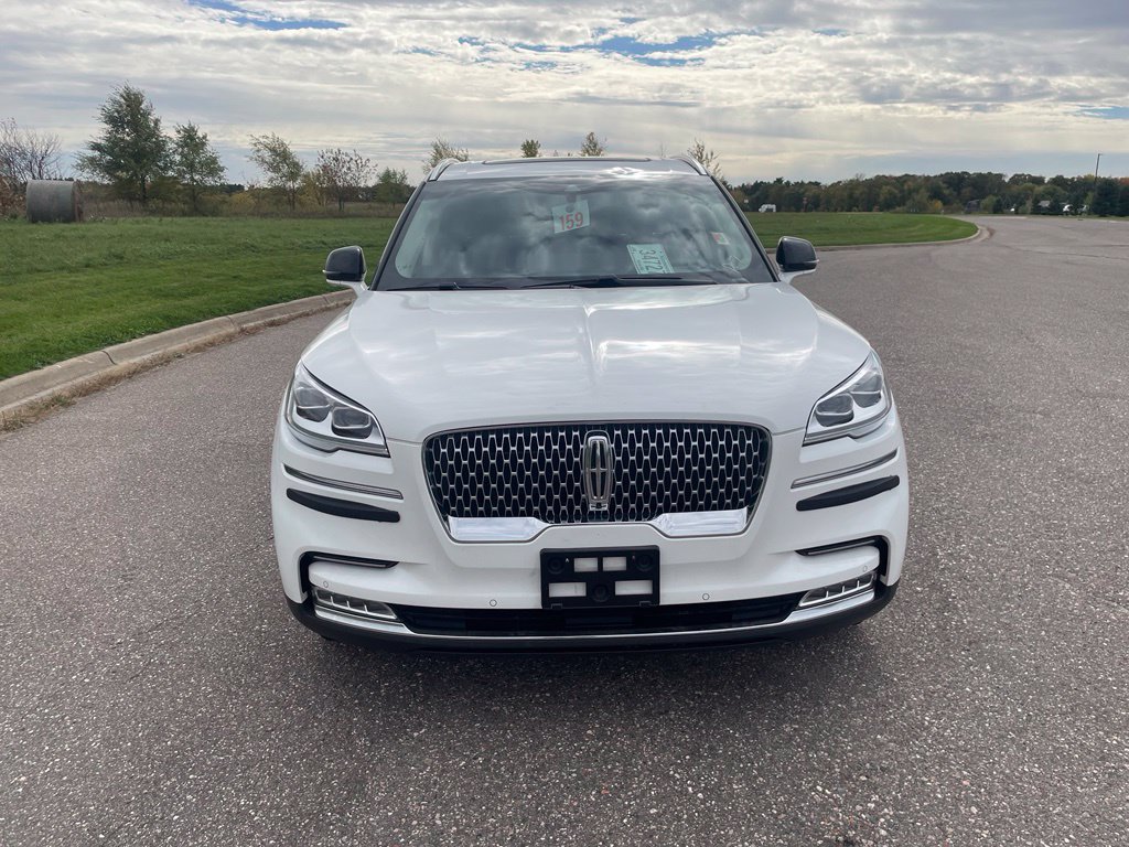 Used 2020 Lincoln Aviator Reserve w/ Equipment Group 202A AWD/4WD image 3