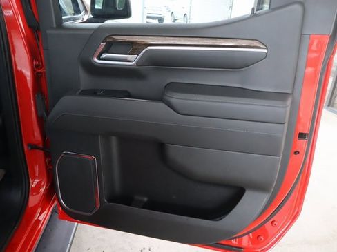 Used 2022 GMC Sierra 1500 Elevation image 42