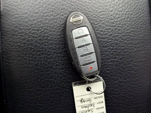 Used 2021 Nissan Sentra SR FWD image 28