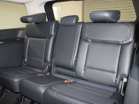 New 2026 Ford Expedition Platinum image 26