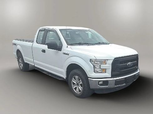Used 2016 Ford F150 XL w/ Equipment Group 101A Mid AWD/4WD image 7