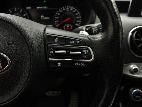 Used 2018 Kia Stinger GT2 image 32