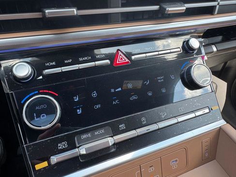 New 2026 Hyundai Santa Fe Limited AWD/4WD image 23