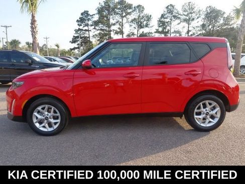 Certified 2025 Kia Soul LX FWD image 7