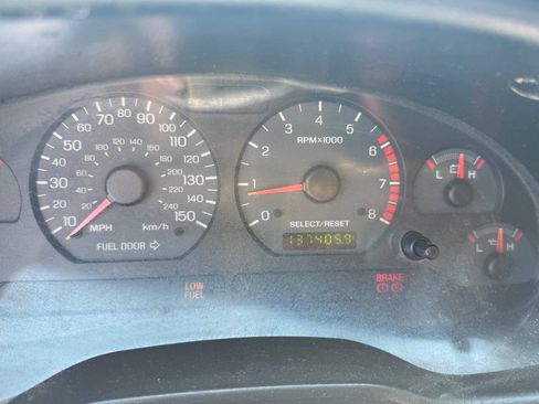 Used 2004 Ford Mustang GT RWD image 13