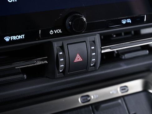 Used 2024 Lexus GX 550 AWD/4WD image 19