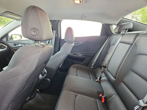 Used 2025 Chevrolet Malibu LT FWD image 25