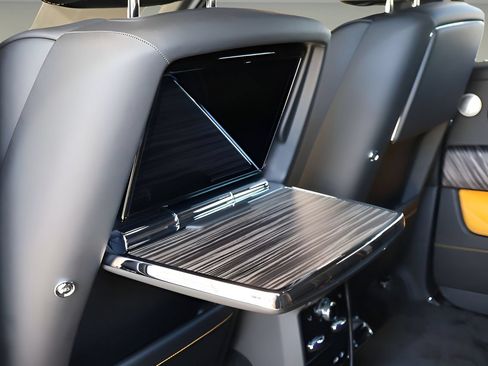 New 2026 Rolls-Royce Cullinan AWD/4WD image 17