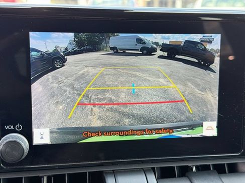 Used 2024 Toyota RAV4 XLE FWD image 24