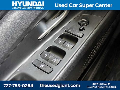 Certified 2023 Hyundai Elantra SEL FWD image 23