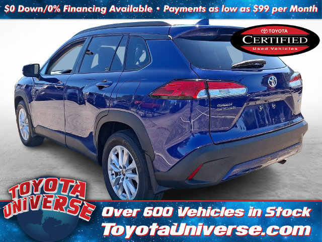 Certified 2022 Toyota Corolla Cross LE w/ Moonroof Package AWD/4WD image 3
