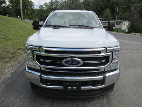 Used 2022 Ford F350 XL w/ Power Equipment Group RWD image 8