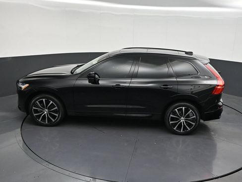 Used 2024 Volvo XC60 B5 Plus AWD/4WD image 16