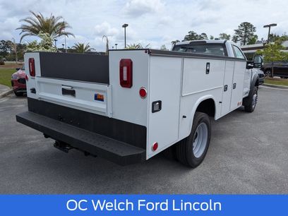 New 2026 Ford F550 4x4 Regular Cab Super Duty w/ XL Chrome Package