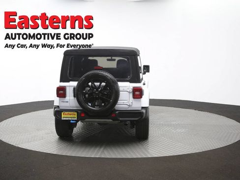 Used 2022 Jeep Wrangler Unlimited Sahara w/ Cold Weather Group AWD/4WD image 39