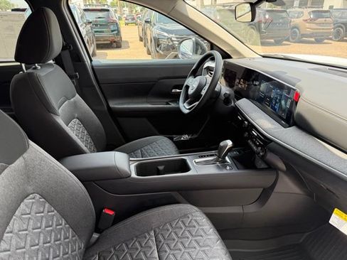 New 2026 Nissan Kicks SV FWD image 23