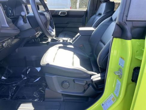 New 2025 Ford Bronco Badlands image 10