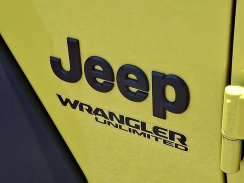 Used 2022 Jeep Wrangler Unlimited Sport AWD/4WD image 31