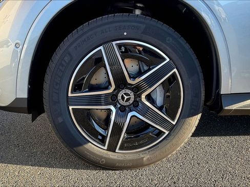 Used 2026 Mercedes-Benz GLC 300 4MATIC image 11
