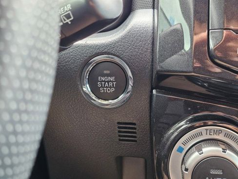 Used 2019 Toyota 4Runner Limited image 35