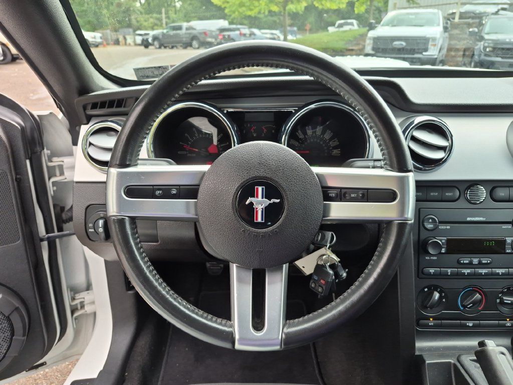 Used 2007 Ford Mustang GT Premium RWD image 23