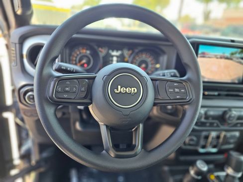 New 2026 Jeep Gladiator Sport AWD/4WD image 23