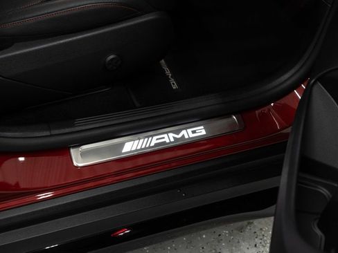 Used 2025 Mercedes-Benz GLC 43 AMG 4MATIC image 12