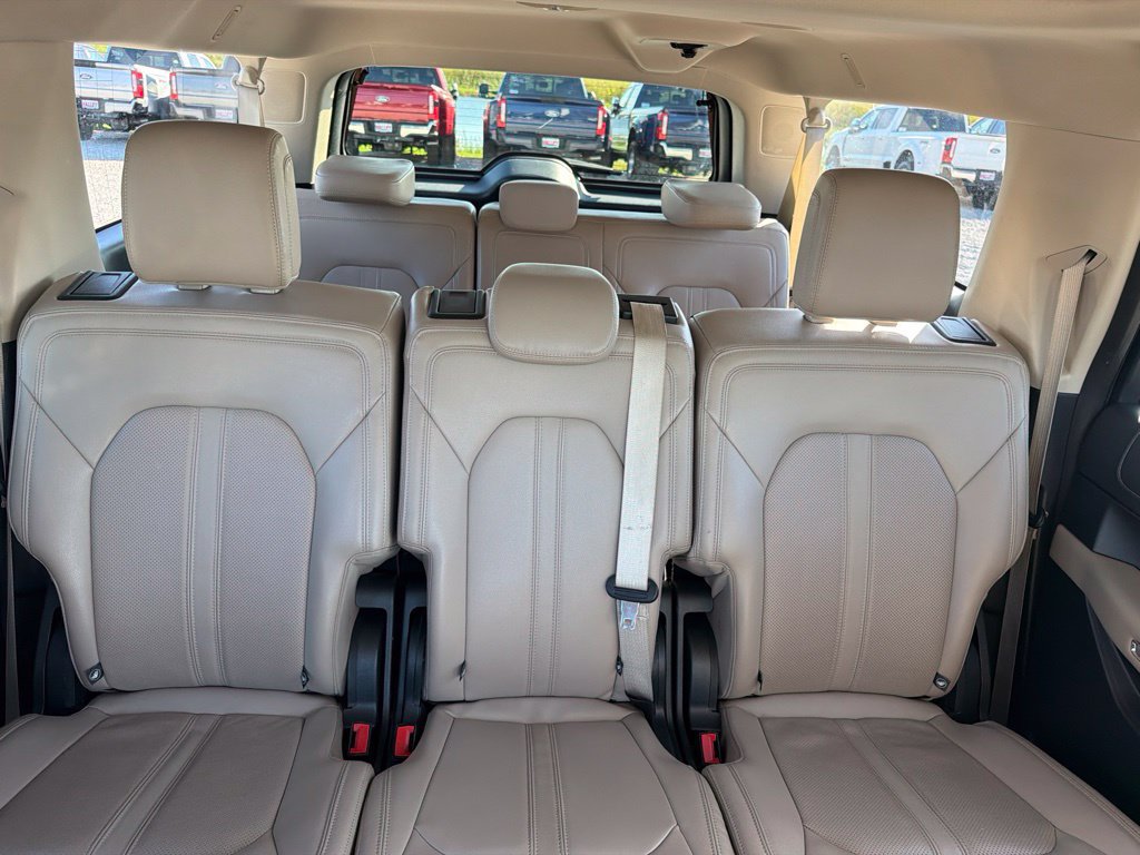 Used 2024 Ford Expedition Max Limited AWD/4WD image 47