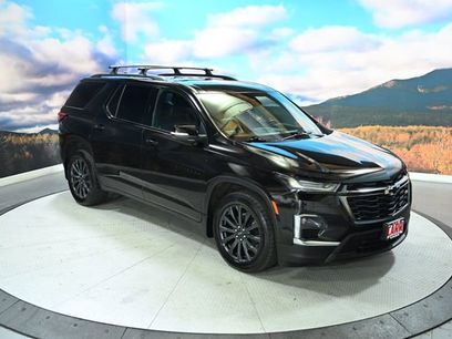 Used 2023 Chevrolet Traverse RS