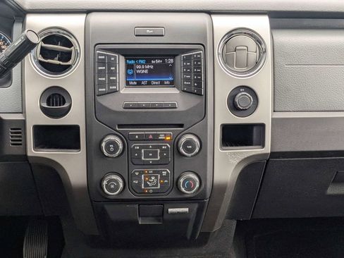 Used 2014 Ford F150 XLT w/ XLT Convenience Package image 18