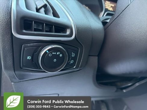 Used 2012 Ford Focus Titanium w/ SEL/Titanium Winter Pkg image 13