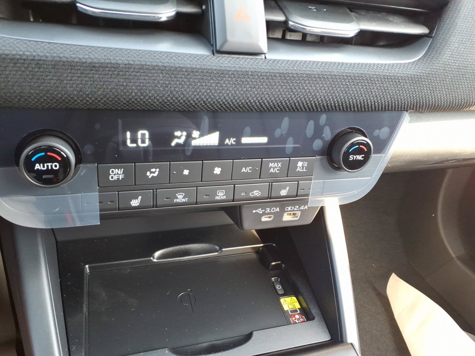 New 2026 Subaru Outback Limited AWD/4WD image 10