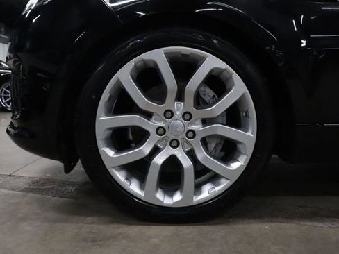 Used 2019 Land Rover Range Rover Sport HSE AWD/4WD image 31