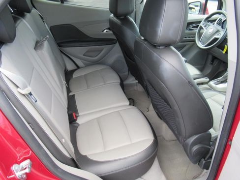 Used 2015 Buick Encore Leather FWD image 29