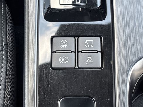 Certified 2026 Subaru Outback Touring XT AWD/4WD image 15
