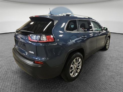 Used 2019 Jeep Cherokee Latitude Plus w/ Cold Weather Group image 3