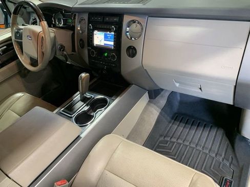 Used 2014 Ford Expedition EL Limited w/ Equipment Group 301A AWD/4WD image 23