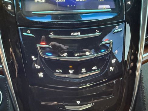 Used 2017 Cadillac Escalade Luxury image 38